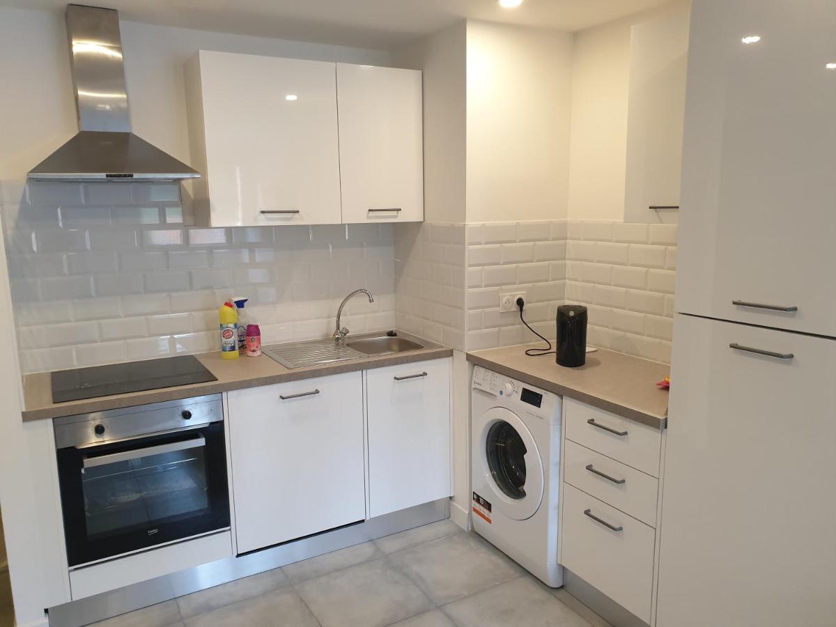 Appartements Renove 2023 Proche Aeroport 5Min, Gare Sncf 2 Min, Tramway Au Pied De L'Immeuble , Parking Possible, Renovated Apartments 2023 Near The Airport 5 Min, Train Station 2 Min, Tram Next To The Building 1 Min, Parking Possible Nice Bagian luar foto