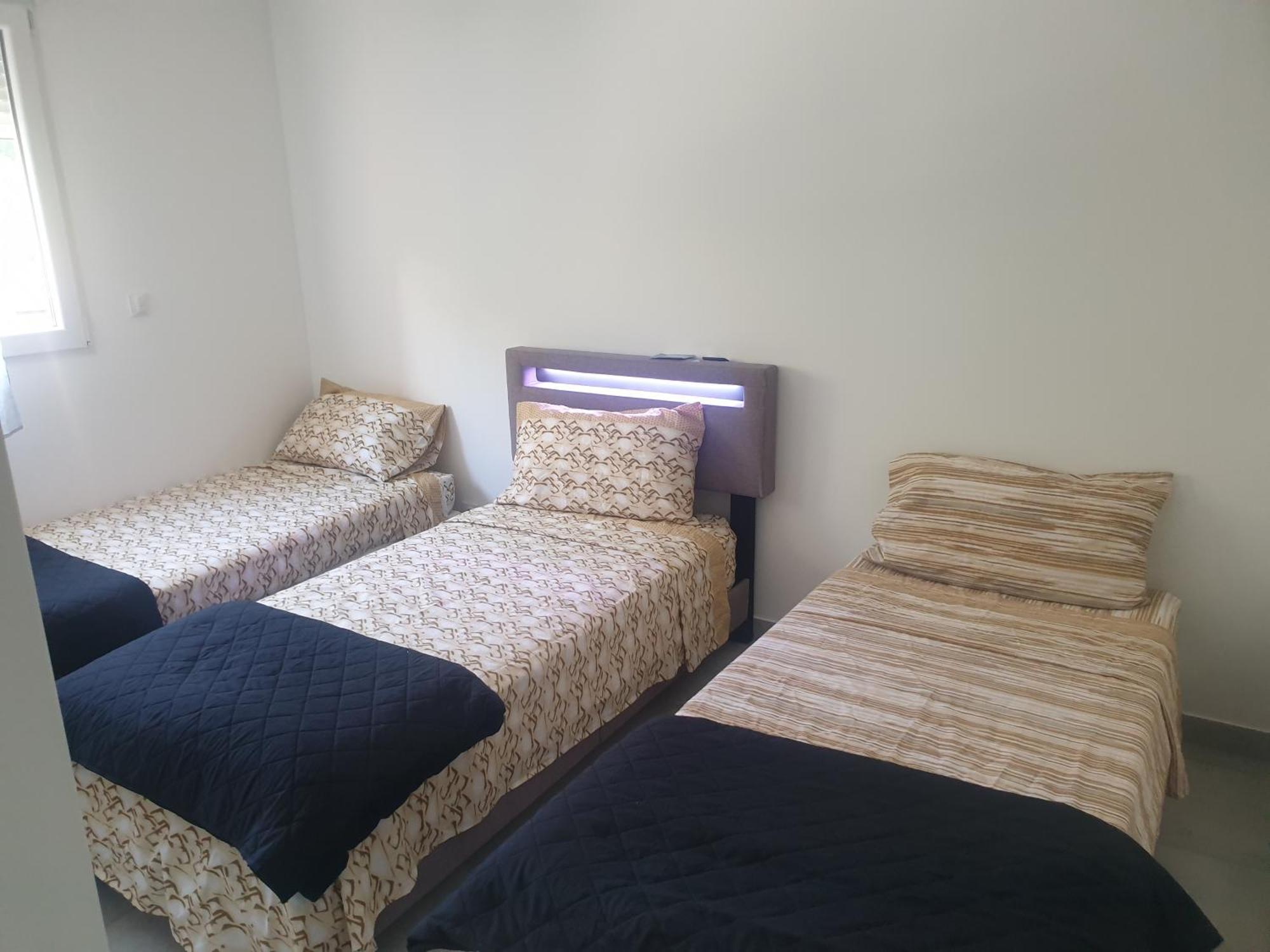 Appartements Renove 2023 Proche Aeroport 5Min, Gare Sncf 2 Min, Tramway Au Pied De L'Immeuble , Parking Possible, Renovated Apartments 2023 Near The Airport 5 Min, Train Station 2 Min, Tram Next To The Building 1 Min, Parking Possible Nice Ruang foto